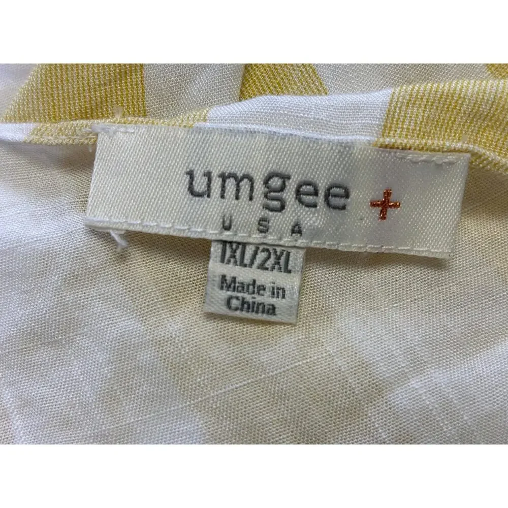 Umgee Fringed Shawl Wrap Womens Size 1XL/2XL White Yellow Striped Boho Casual